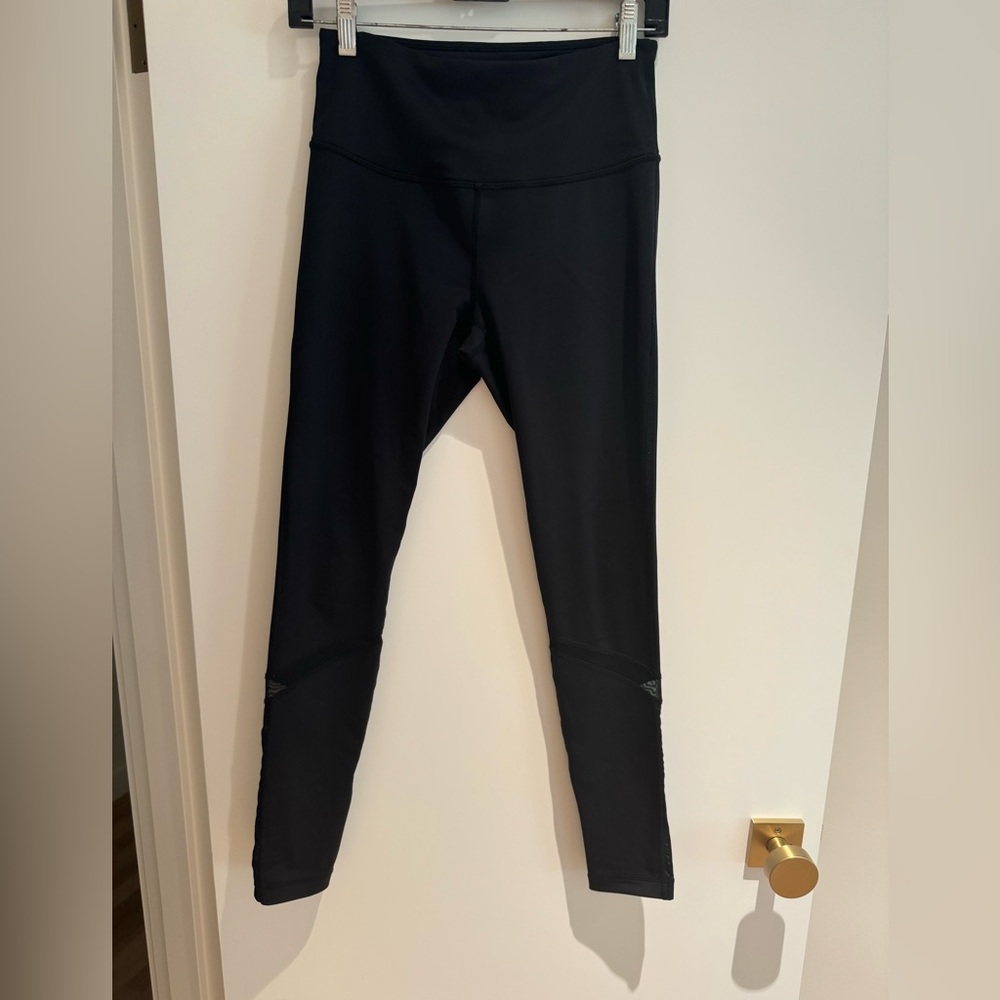 Barely worn, Zella size S, black leggings
